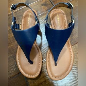 Tommy Hilfiger Navy Sandal - size 7.5